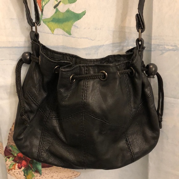 Handbags - 🌺HOST PICK🌺 VEGAN DRAWSTRING CROSSBODY BAG PURSE